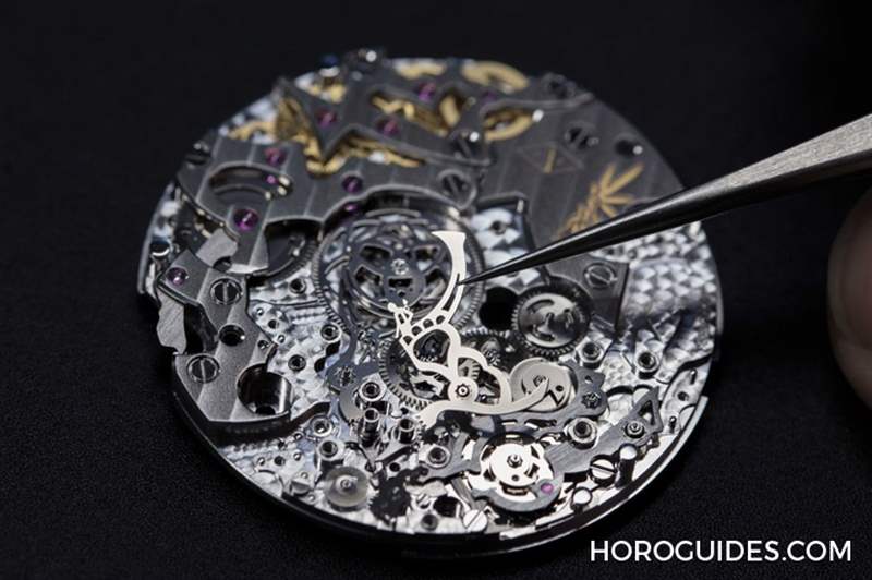 12點,巴黎戀人橋上見|梵克雅寶為男士打造Midnight Pont des Amoureux腕表-復刻表