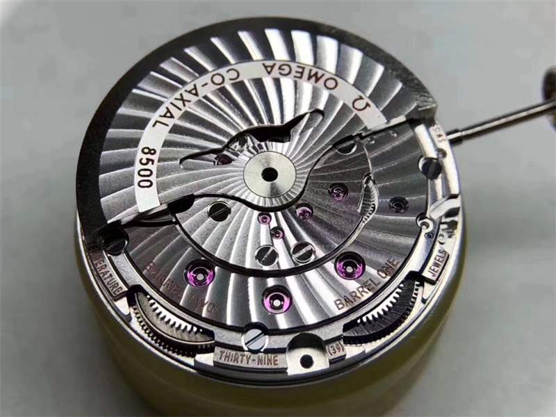 VS廠歐米茄海馬007幽靈黨復(fù)刻表評測,對比正品做工怎么樣-復(fù)刻表