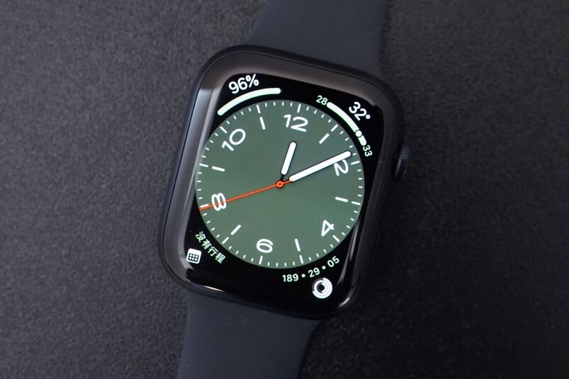 Apple Watch Series 8功能夠完整 Apple Watch Series 8/SE開箱近賞細節及了解全新功能!Series 8 vs SE買邊只好?-復刻表