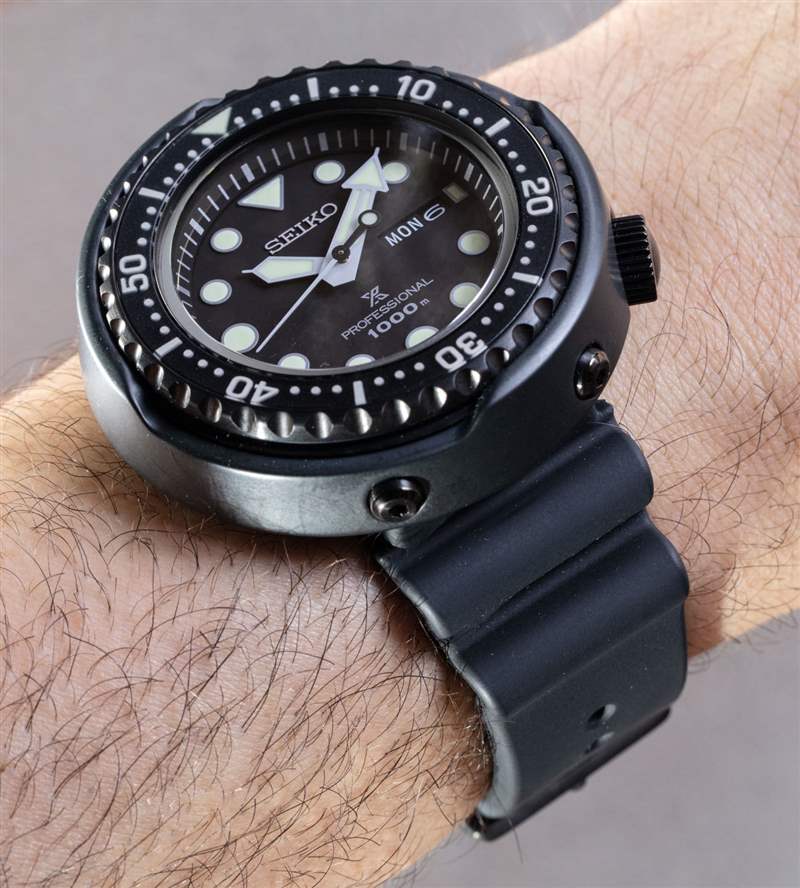 動手操作:Seiko Prospex S23631 手表是對 1970 年代原始金槍魚潛水員的頌歌-復刻表