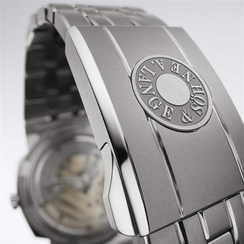 隆重推出全新Odysseus是A. Lange & S?hne的首款鈦金屬腕表-復(fù)刻表