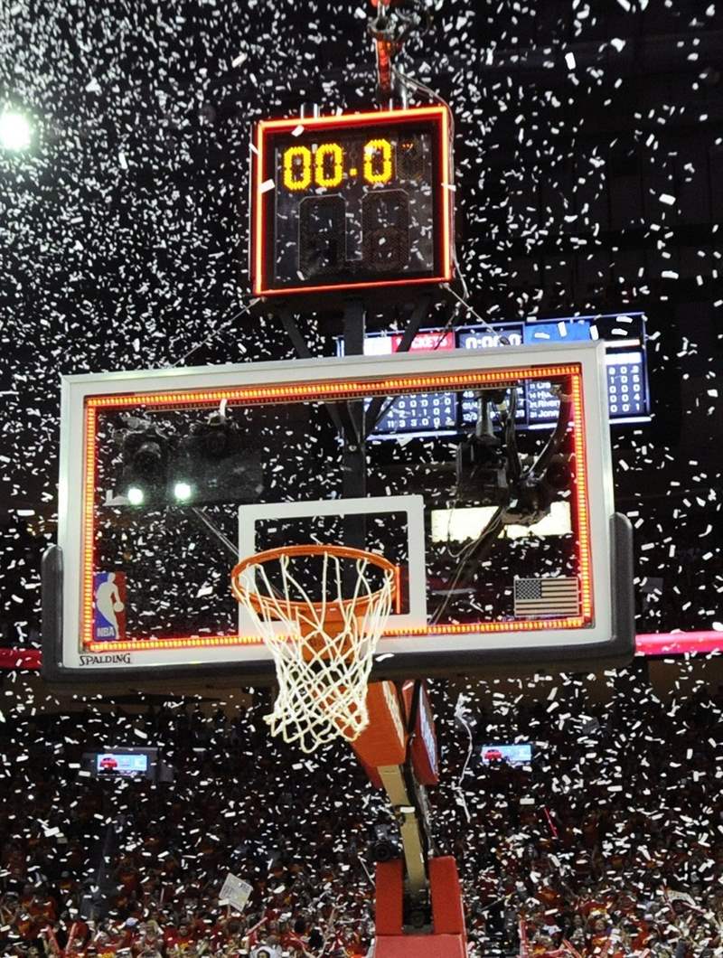 天梭表成為NBA籃球官方計時-復刻表
