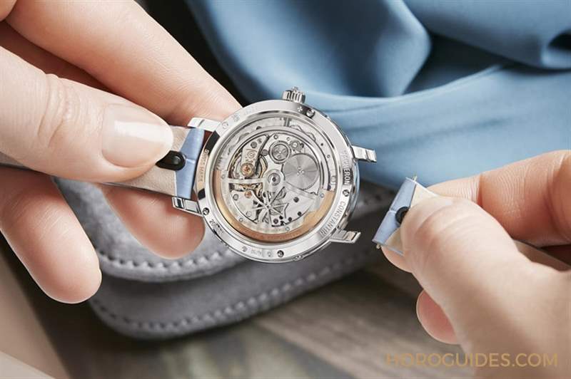 從容感受歲月靜好的滋味｜江詩丹頓Traditionnelle系列計時萬年歷、超薄萬年歷-復刻表