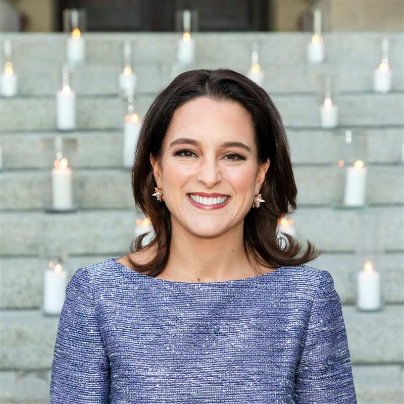 推薦閱讀卡地亞北美區(qū)總裁梅賽德斯阿布拉莫生活中的一天，來自“The Cut”-復(fù)刻表