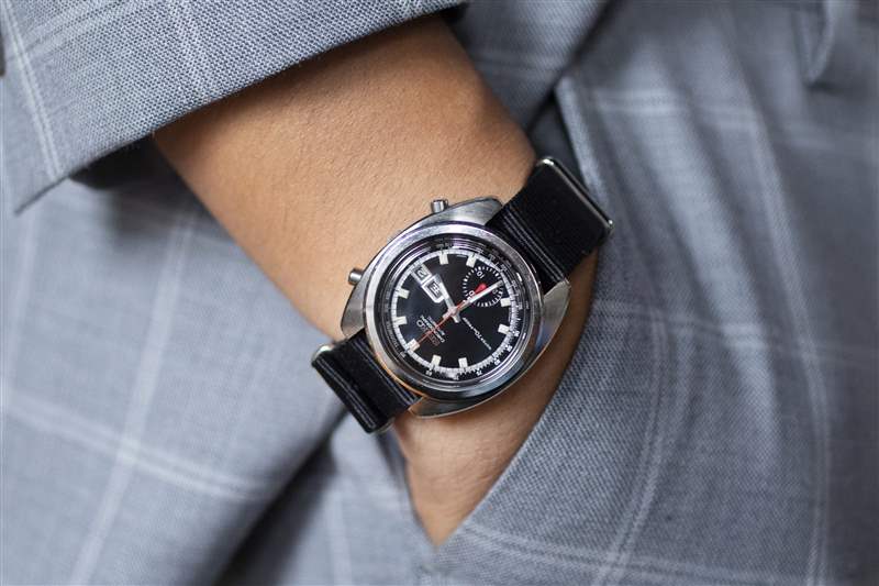 與演員、喜劇演員兼《每日秀》記者Ronny Chieng談手表-復刻表