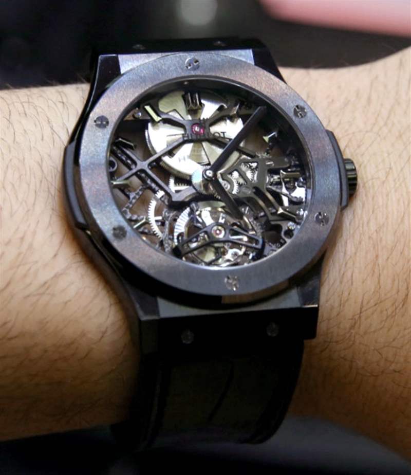 宇舶(Hublot)經典融合鏤空陀飛輪45毫米手表動手實踐-復刻表