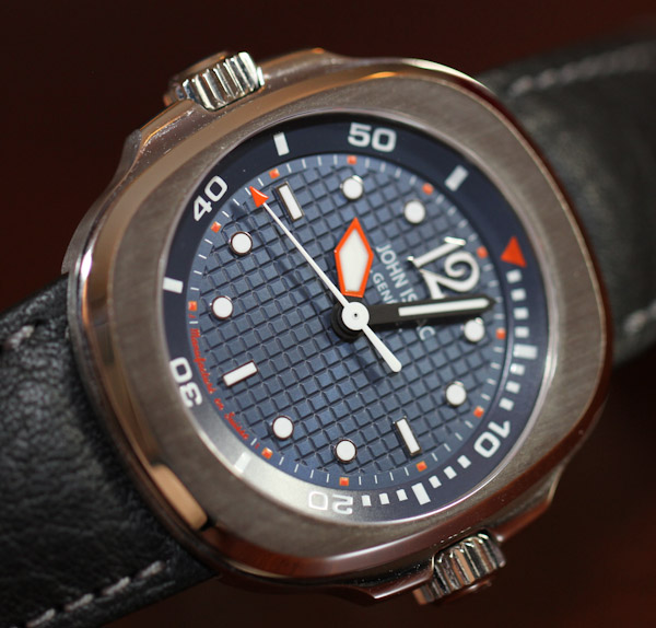 約翰艾薩克日內(nèi)瓦波濤洶涌的海浪手表評論-復刻表