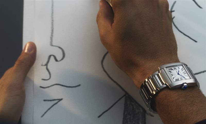 法國坦克回來了！Cartier Tank家族唯一鏈帶表款Tank Fran?aise改版回歸-復刻表