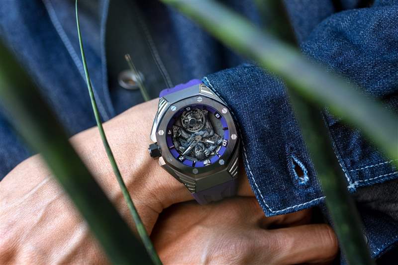 第二意見加入我，因為我試圖理解皇家橡樹概念“黑豹”飛行陀飛輪-復(fù)刻表