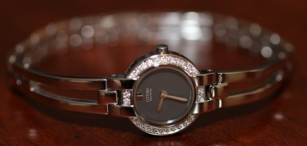 公民生態驅動女士剪影手鐲EW9990-54E手表評論-復刻表